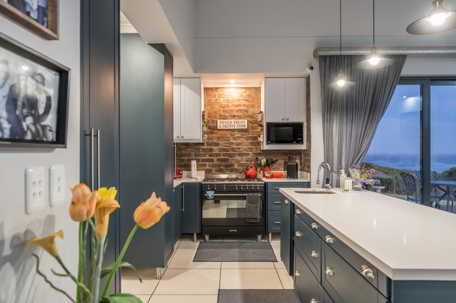 3 Bedroom Property for Sale in Nautilus Bay Western Cape